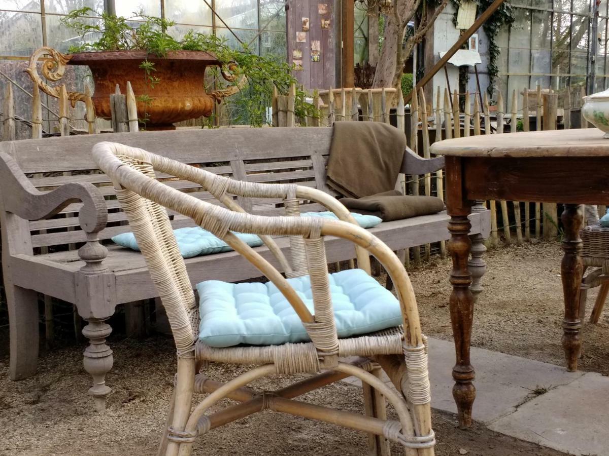 Pipowagen Overnachting Het Houten Huis Zaltbommel Εξωτερικό φωτογραφία