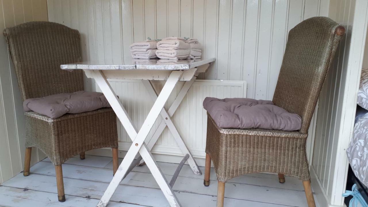 Pipowagen Overnachting Het Houten Huis Zaltbommel Εξωτερικό φωτογραφία