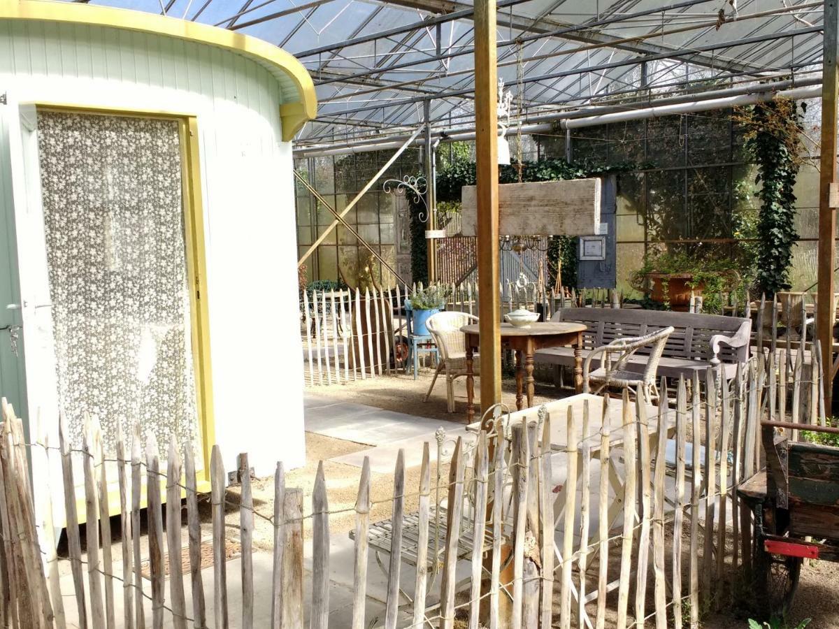 Pipowagen Overnachting Het Houten Huis Zaltbommel Εξωτερικό φωτογραφία